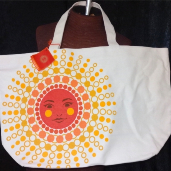 Bath & Bodyworks Oversized Tote Bag NWT - Picture 1 of 7